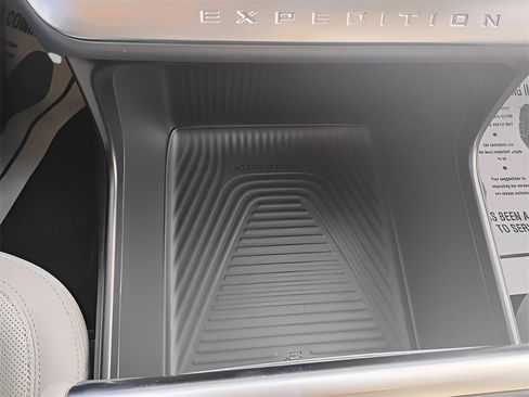 New 2025 Ford Expedition Max Platinum w/ Platinum Ultimate Package image 36