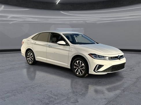 Certified 2025 Volkswagen Jetta S image 2