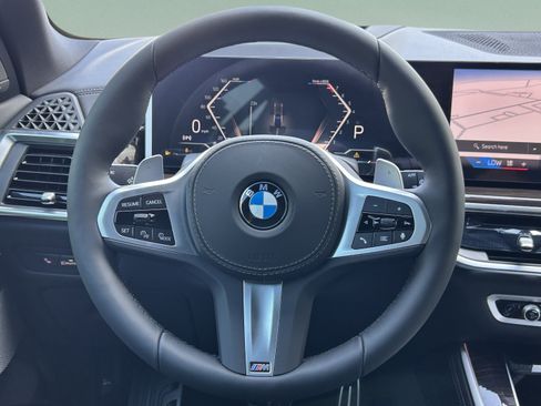 Used 2026 BMW X5 xDrive40i w/ M Sport Package AWD/4WD image 9