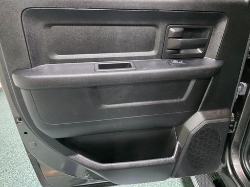 Used 2017 RAM 3500 Tradesman w/ Chrome Appearance Group image 20