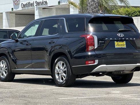 Used 2021 Hyundai Palisade SE FWD image 6
