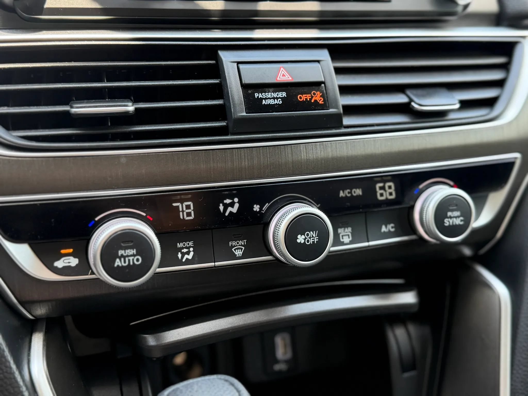 Used 2019 Honda Accord LX image 32