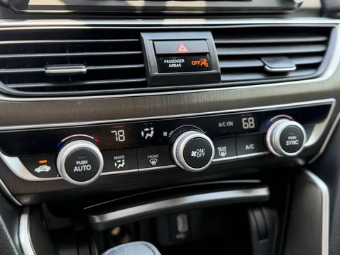 Used 2019 Honda Accord LX image 32