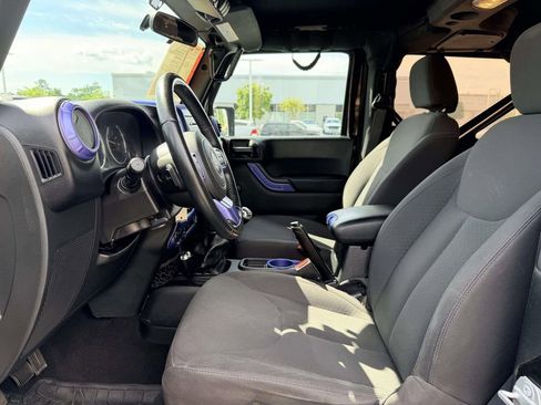 Used 2018 Jeep Wrangler Sport image 18