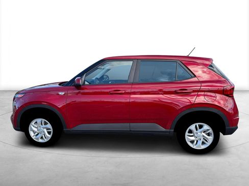 New 2026 Hyundai Venue SE FWD image 3