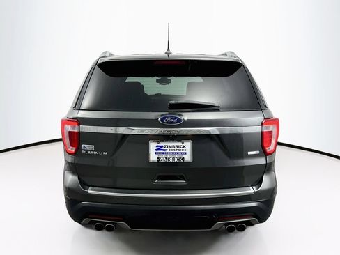 Used 2018 Ford Explorer Platinum AWD/4WD image 6