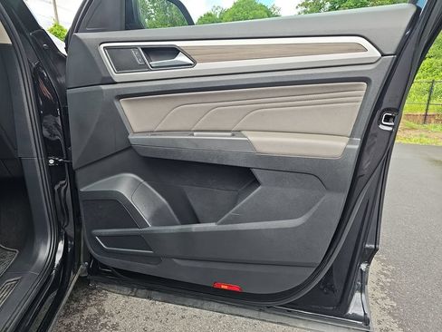 Used 2023 Volkswagen Atlas SEL AWD/4WD image 22
