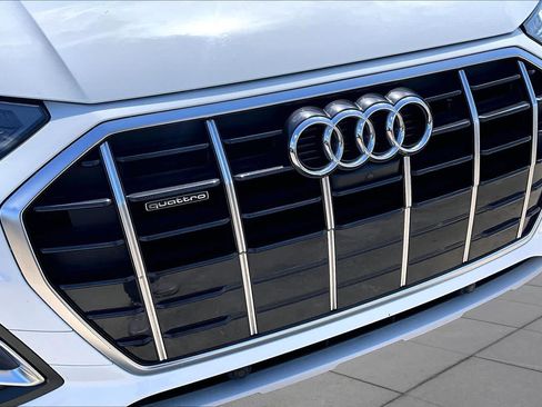Used 2021 Audi Q5 2.0T Premium Plus w/ Premium Plus Package AWD/4WD image 30