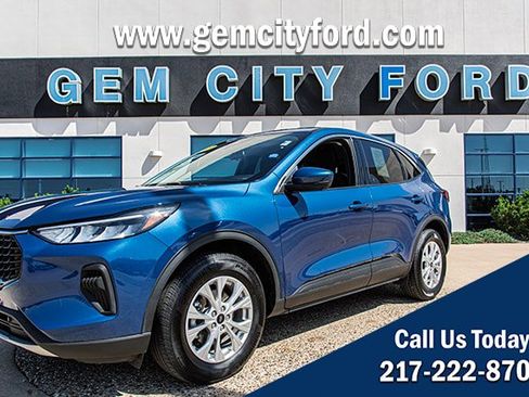 Used 2023 Ford Escape Active w/ Tech Pack #2 AWD/4WD image 1