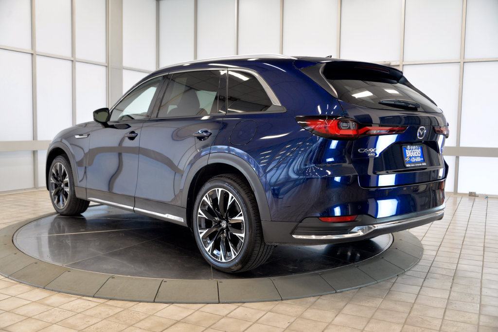 Certified 2024 MAZDA CX-90 Plug-In Hybrid w/ Premium Plus AWD/4WD image 6