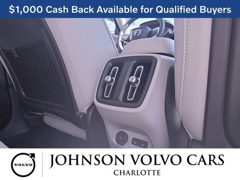 New 2026 Volvo XC40 B5 Ultra w/ Protection Package Premier AWD/4WD image 9