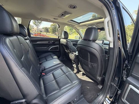 Used 2021 Kia Telluride EX AWD/4WD image 10