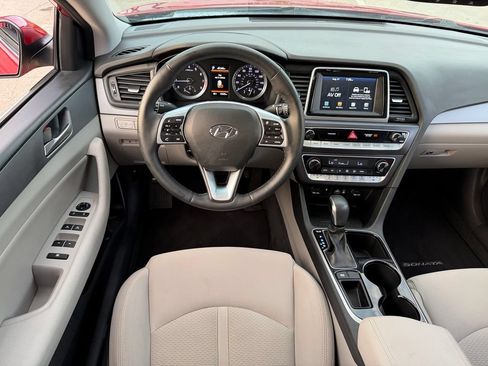 Used 2019 Hyundai Sonata SEL FWD image 13