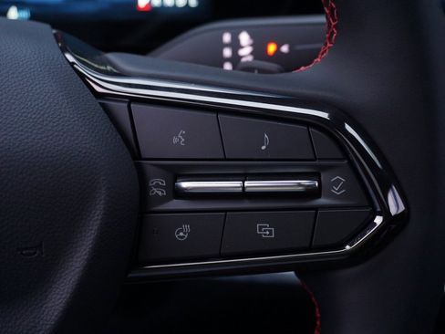 New 2026 Chevrolet Equinox RS w/ Convenience Package III image 21