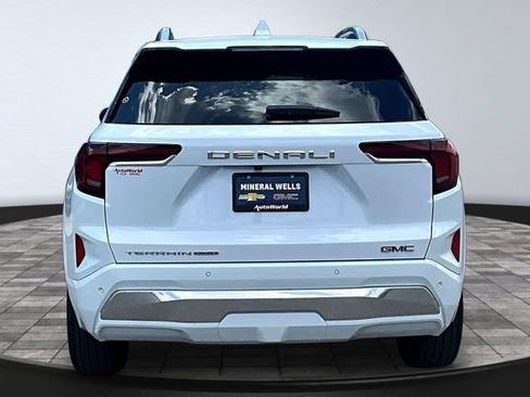 Used 2026 GMC Terrain Denali AWD/4WD image 6