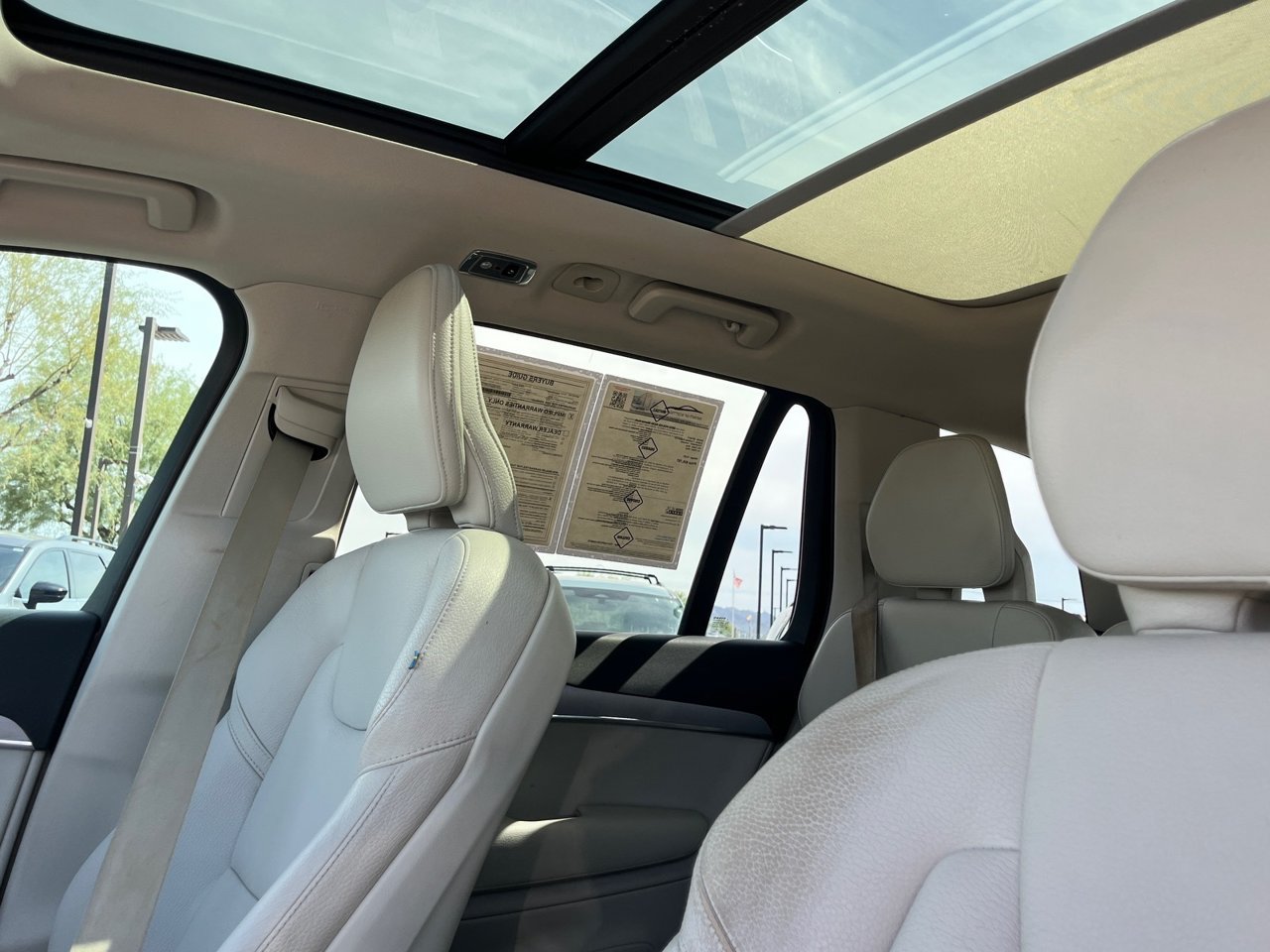Used 2022 Volvo XC90 T5 Momentum AWD/4WD image 28