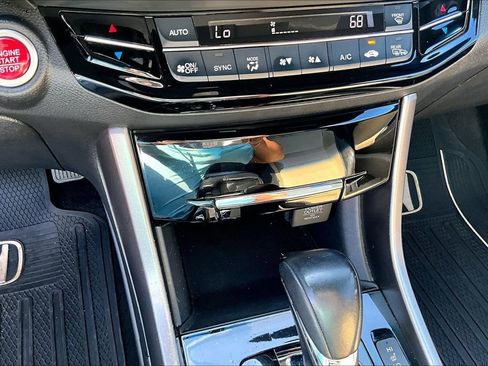 Used 2016 Honda Accord EX-L image 13