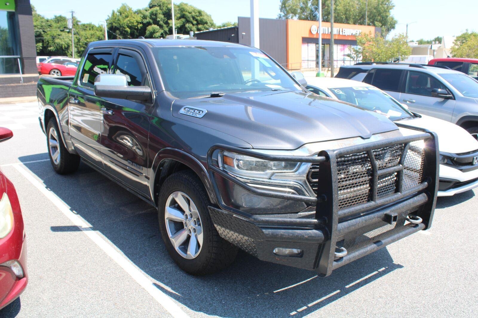 Used 2019 RAM 1500 Limited w/ Advanced Safety Group AWD/4WD image 3