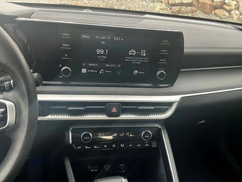 Used 2021 Kia K5 LXS image 28