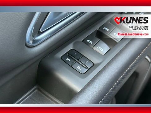 Used 2022 GMC Yukon AT4 AWD/4WD image 50