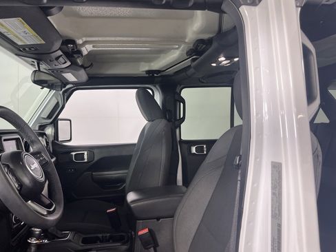 Certified 2023 Jeep Wrangler Unlimited image 25