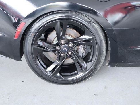 Used 2020 Chevrolet Camaro SS RWD image 5