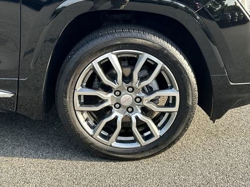 Used 2024 GMC Terrain Denali AWD/4WD image 13