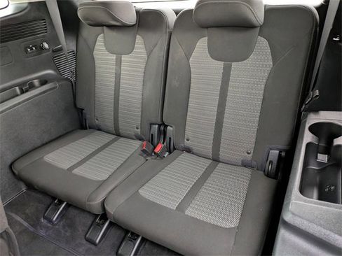 Used 2021 Kia Sorento LX image 24