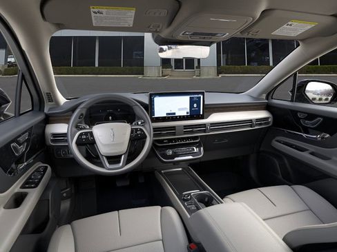 New 2025 Lincoln Corsair Reserve w/ Jet Appearance Package image 9