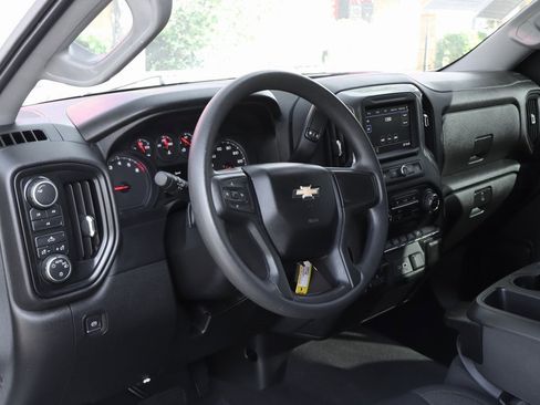 Used 2022 Chevrolet Silverado 2500 Custom w/ Gooseneck/5TH Wheel Package image 23