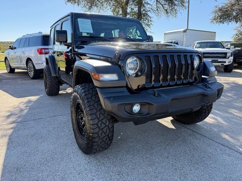 Used 2018 Jeep Wrangler Unlimited Sport S image 1
