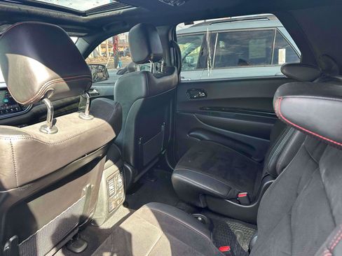 Used 2025 Dodge Durango GT image 9