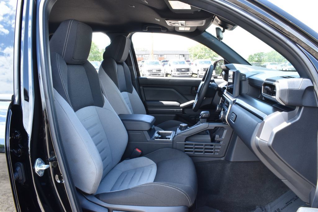 Used 2025 Toyota 4Runner TRD Off-Road AWD/4WD image 30