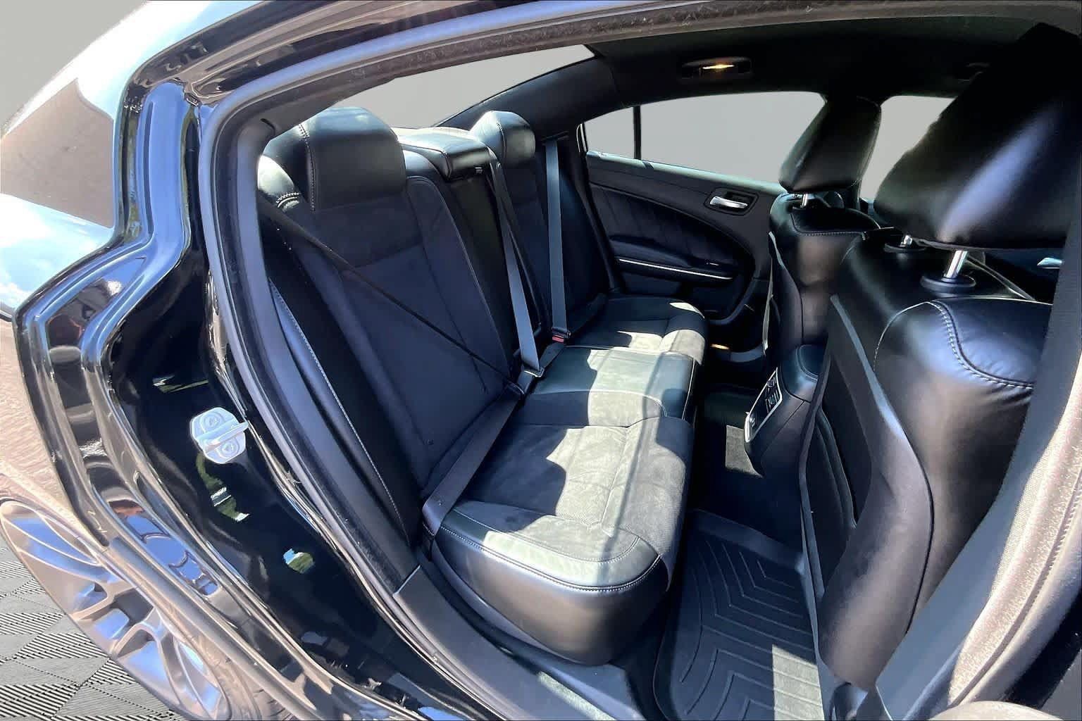 Used 2023 Dodge Charger Scat Pack w/ Plus Group RWD image 39