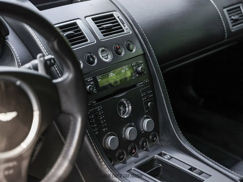 Used 2007 Aston Martin V8 Vantage Roadster RWD image 32