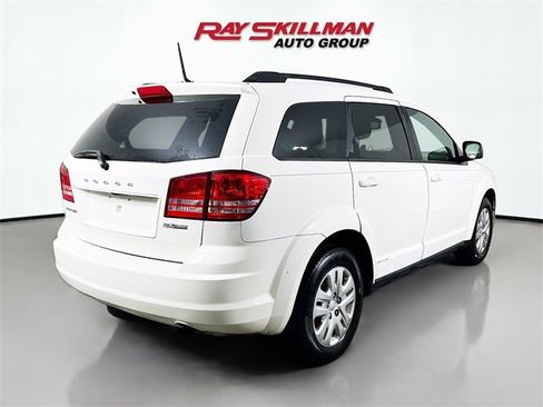 Used 2019 Dodge Journey SE image 6