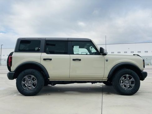 New 2025 Ford Bronco Big Bend image 6