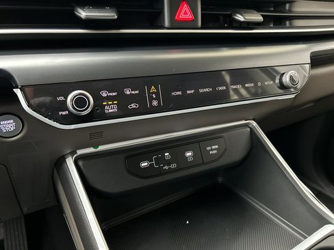 New 2026 Kia Carnival LXS image 21