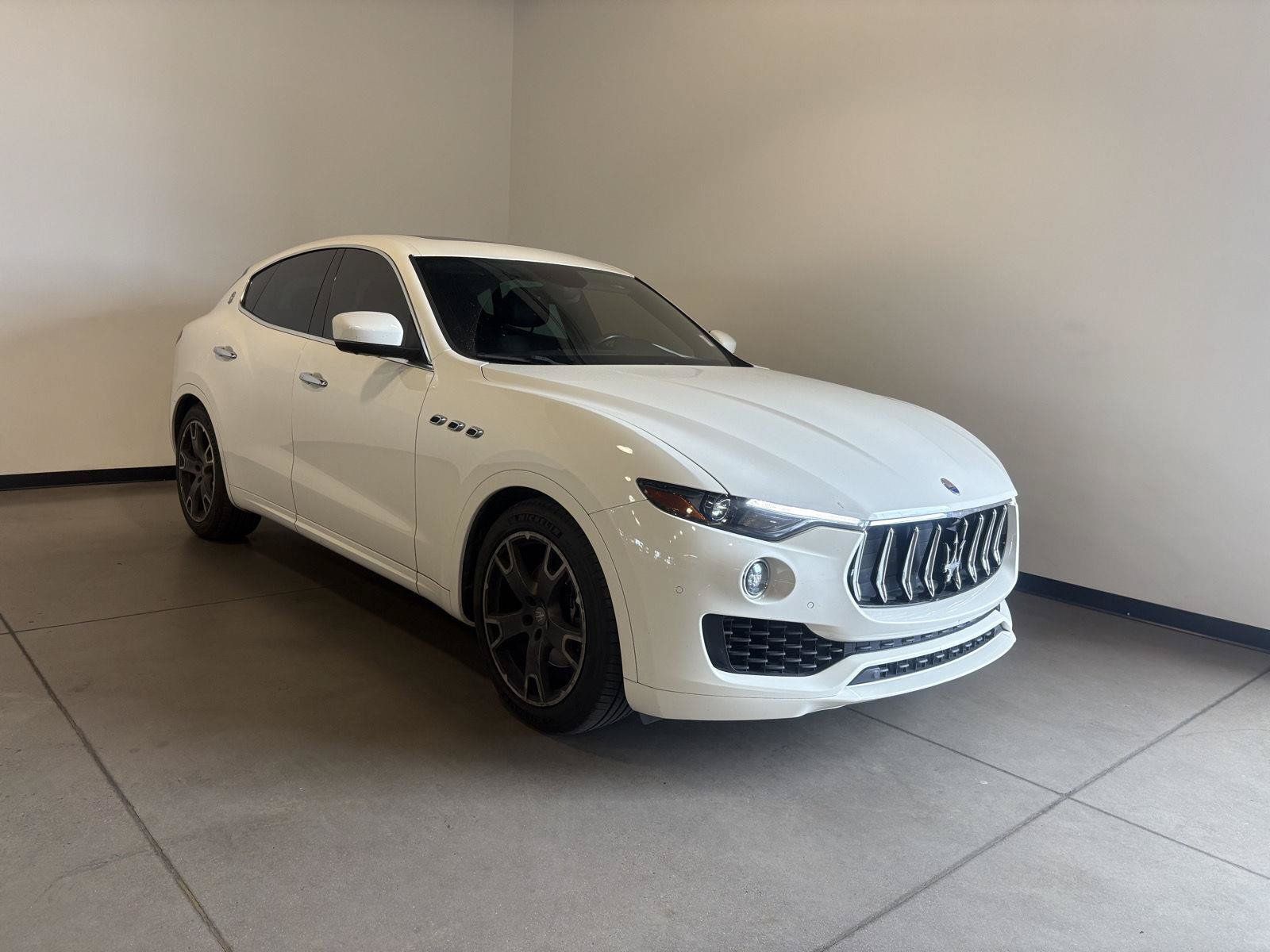 Used 2019 Maserati Levante AWD/4WD image 1