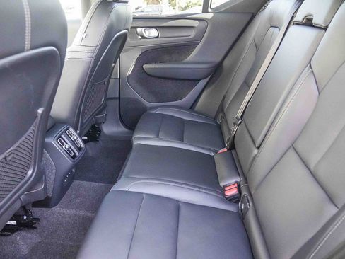 Used 2026 Volvo XC40 B5 Plus AWD/4WD image 20