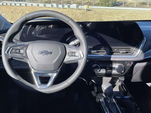 New 2026 Chevrolet Trax ACTIV w/ Driver Confidence Package image 12