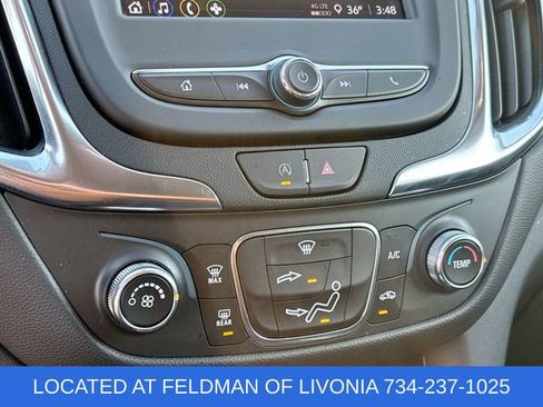 Used 2022 Chevrolet Equinox LT image 17