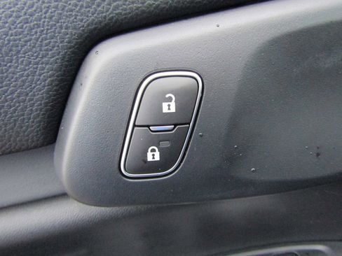 New 2025 Ford Ranger XLT w/ Equipment Group 301A High image 17