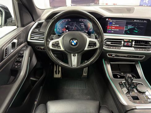 Used 2021 BMW X5 xDrive40i w/ M Sport Package image 28