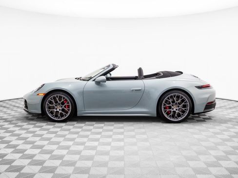 New 2026 Porsche 911 Carrera 4S image 2