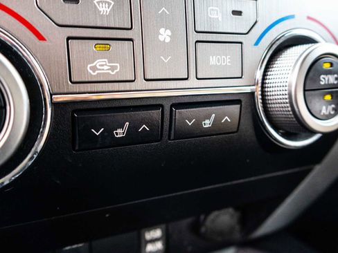 Used 2016 Toyota Tundra Limited w/ Limited Premium Package image 35