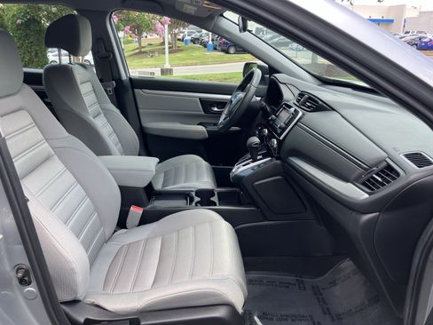 Used 2020 Honda CR-V LX image 34