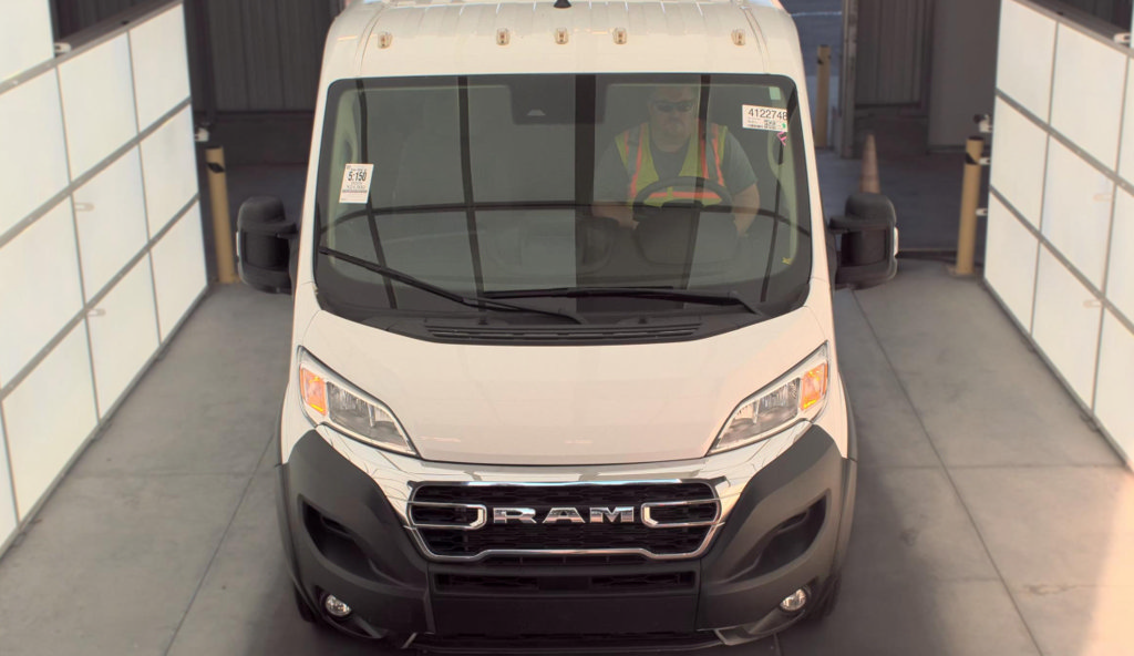 Used 2025 RAM ProMaster 2500 w/ U-Haul Equipment Group FWD image 3