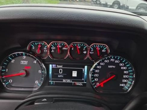 Used 2020 Chevrolet Tahoe Premier AWD/4WD image 14