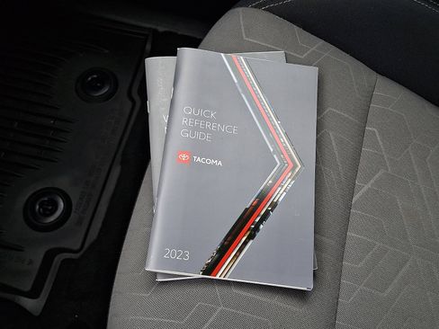 Used 2023 Toyota Tacoma TRD Off-Road image 24